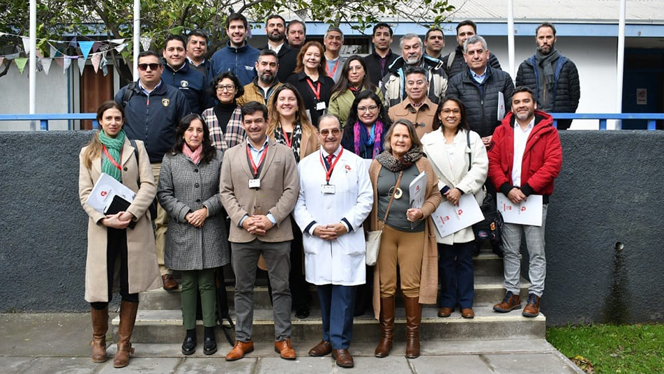 Bomberos de Chile participa en mesa técnica de trabajo para la prevención y alerta temprana de incendios en lugares habitados